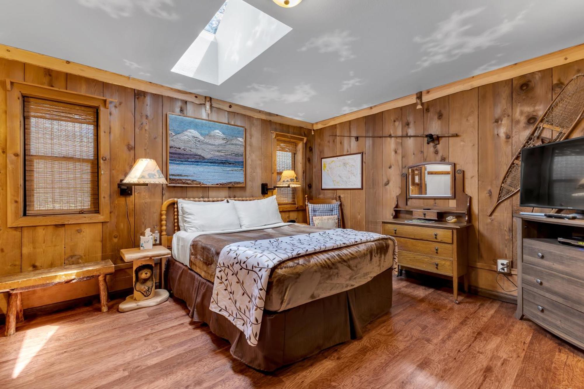 Idyllwild Inn