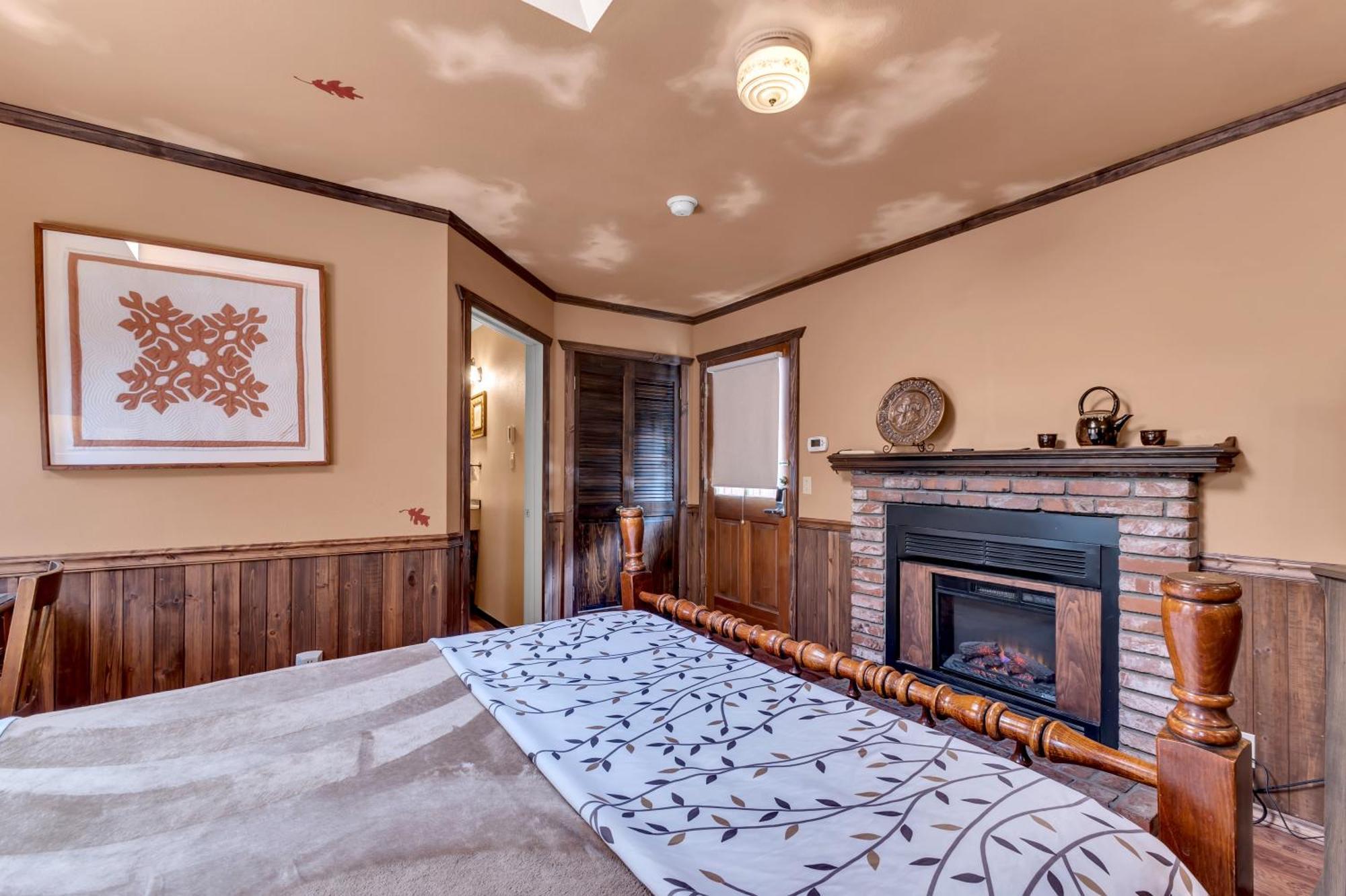 Idyllwild Inn